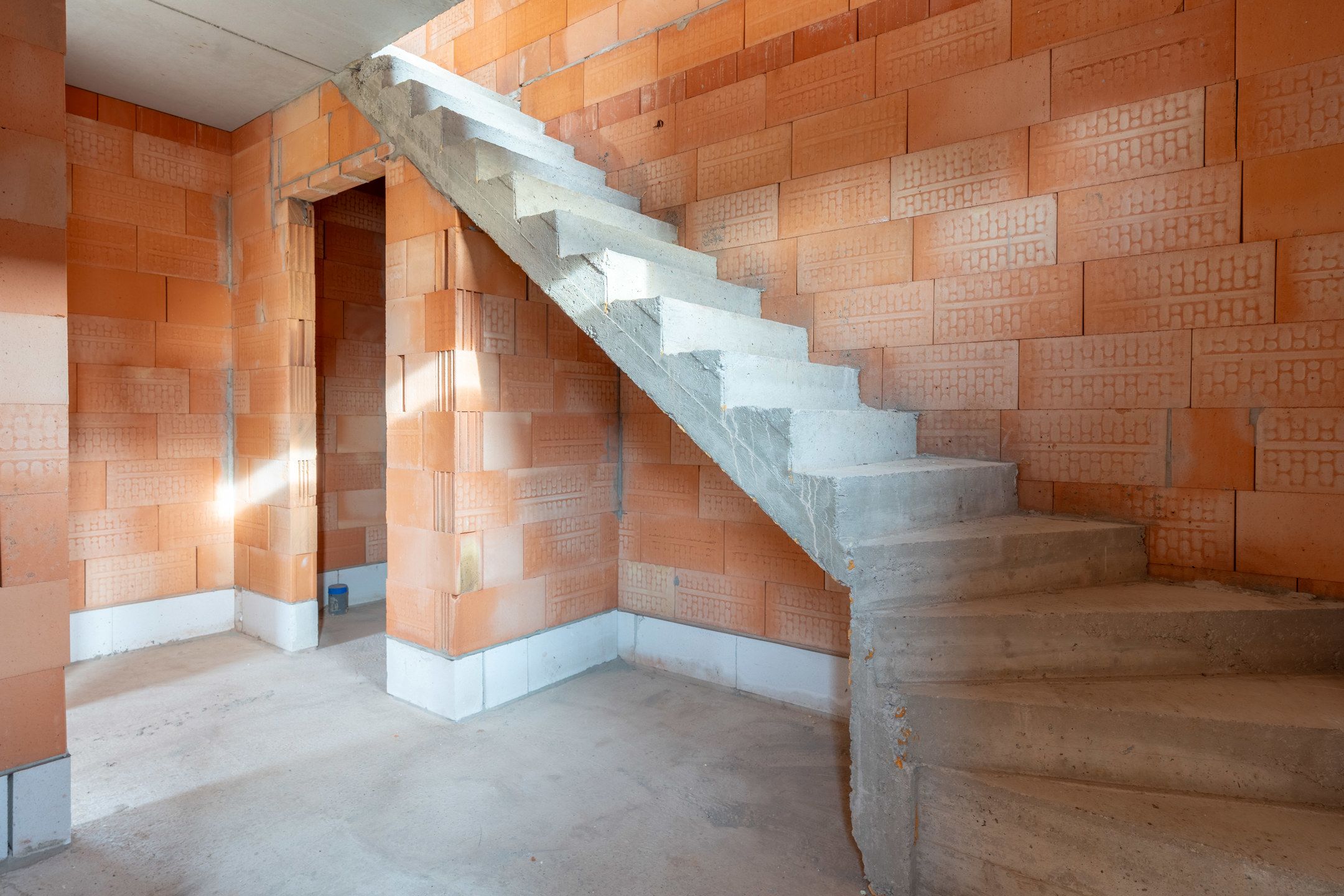 Knappe en ruime (245 m²) casco woning op gunstige ligging foto 13