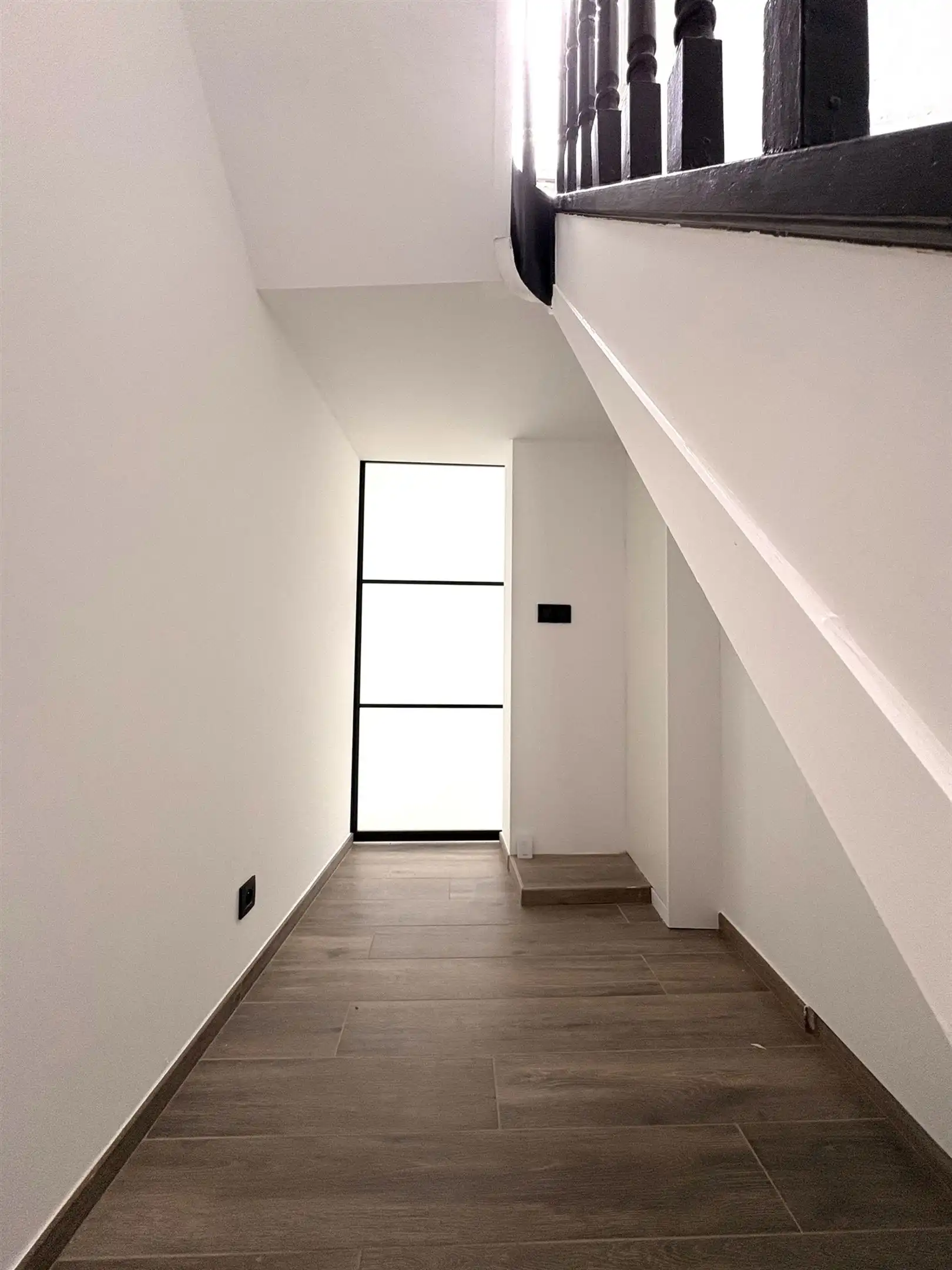 Gerenoveerde rijwoning met tuin foto 5