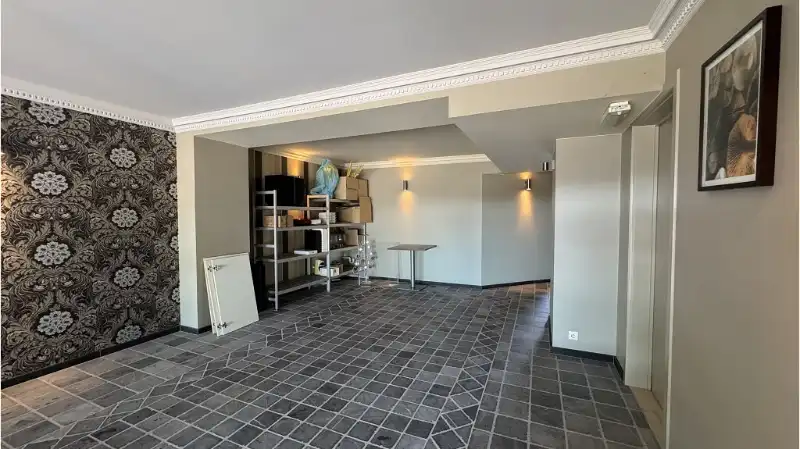Knokke - Van Bunnenplein - Ruim en instapklaar Handelspand te koop in Knokke foto 7