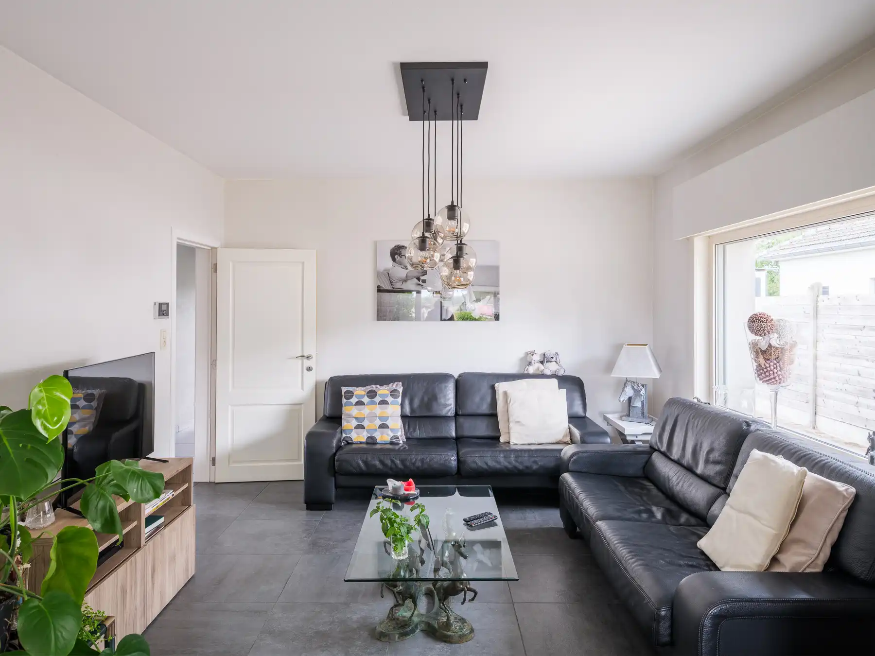 Instapklare woning met prachtige tuin foto 8
