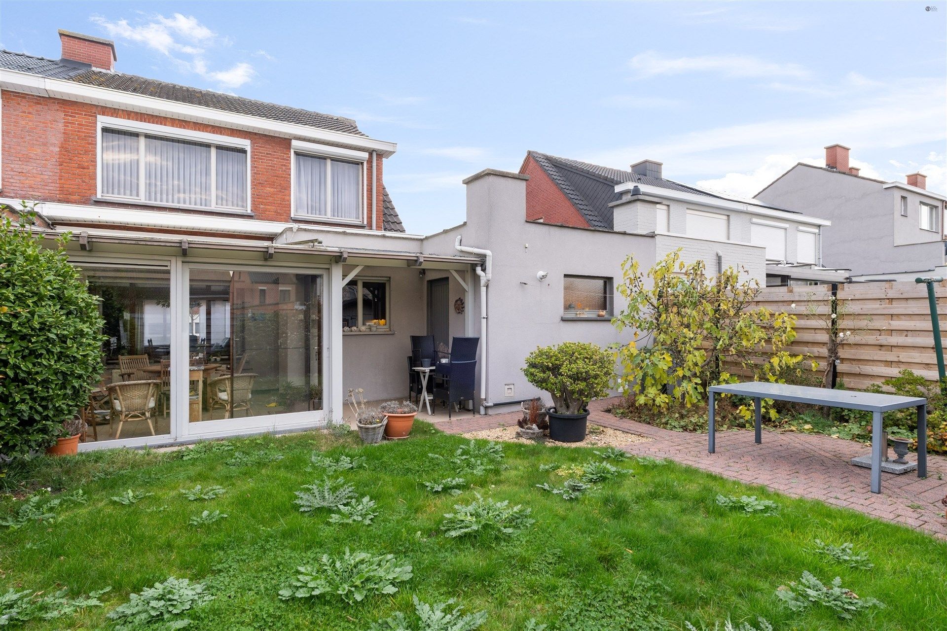 Half open bebouwing foto 15