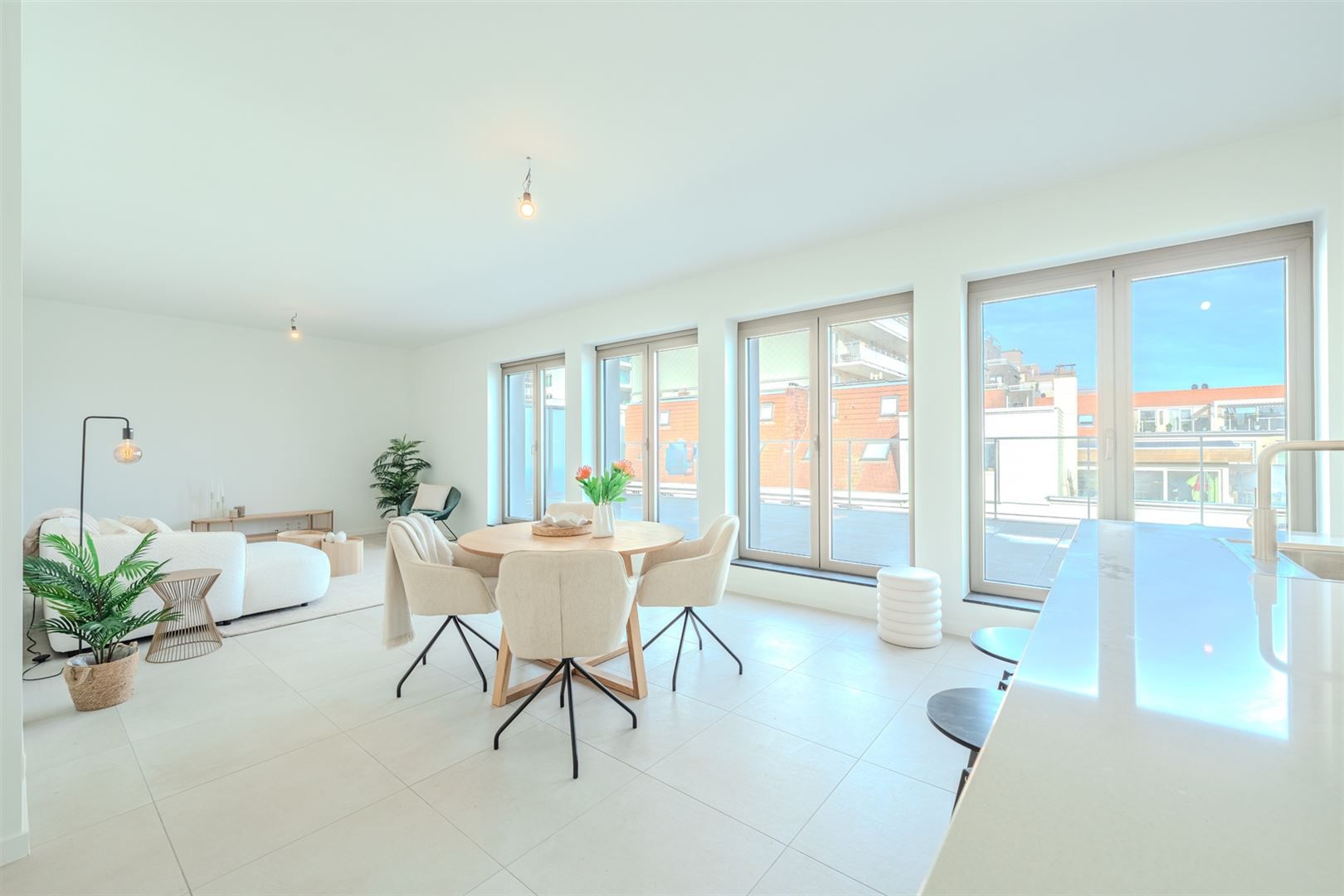 appartement foto {{pictureIndex}}