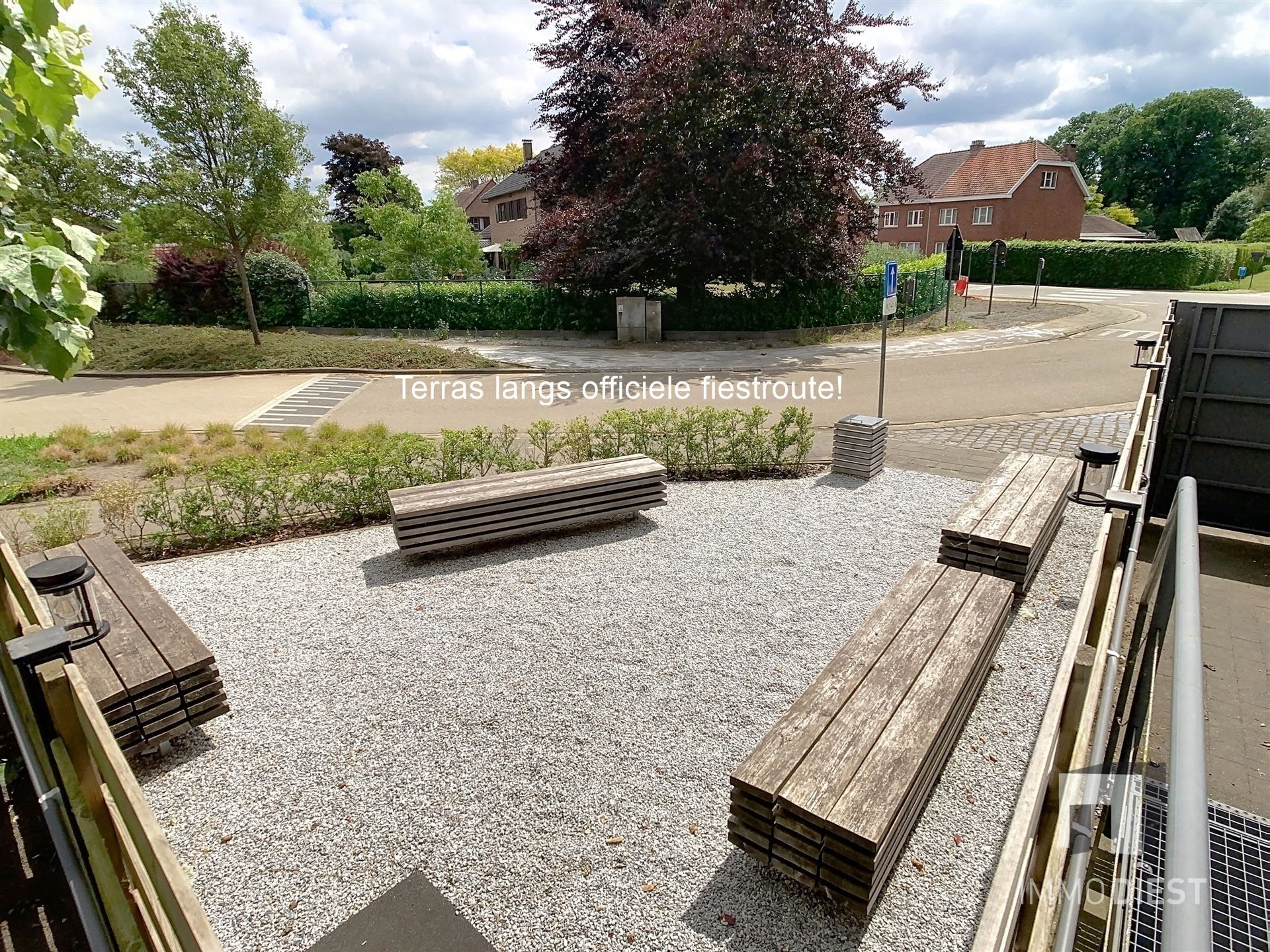 Handelspand met luxe woonst op goede locatie foto 8
