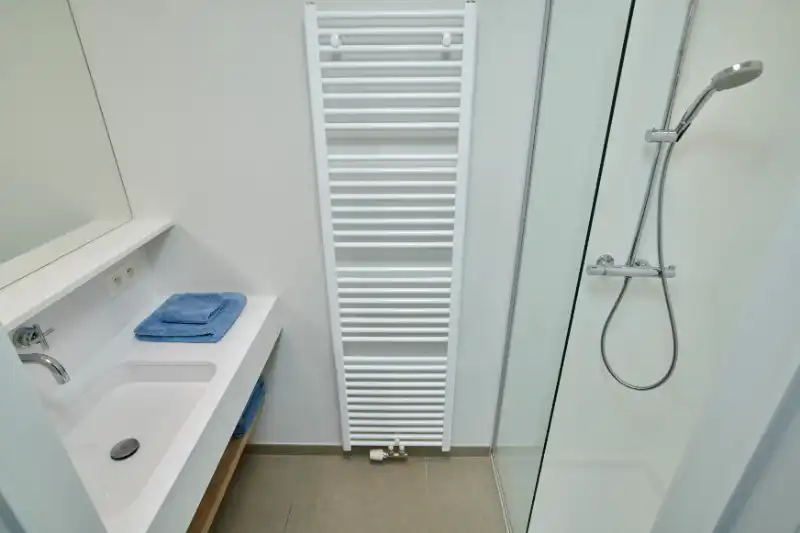 PRACHTIG RECENT NIEUWBOUWAPPARTEMENT  OP DE ZEEDIJK foto 7