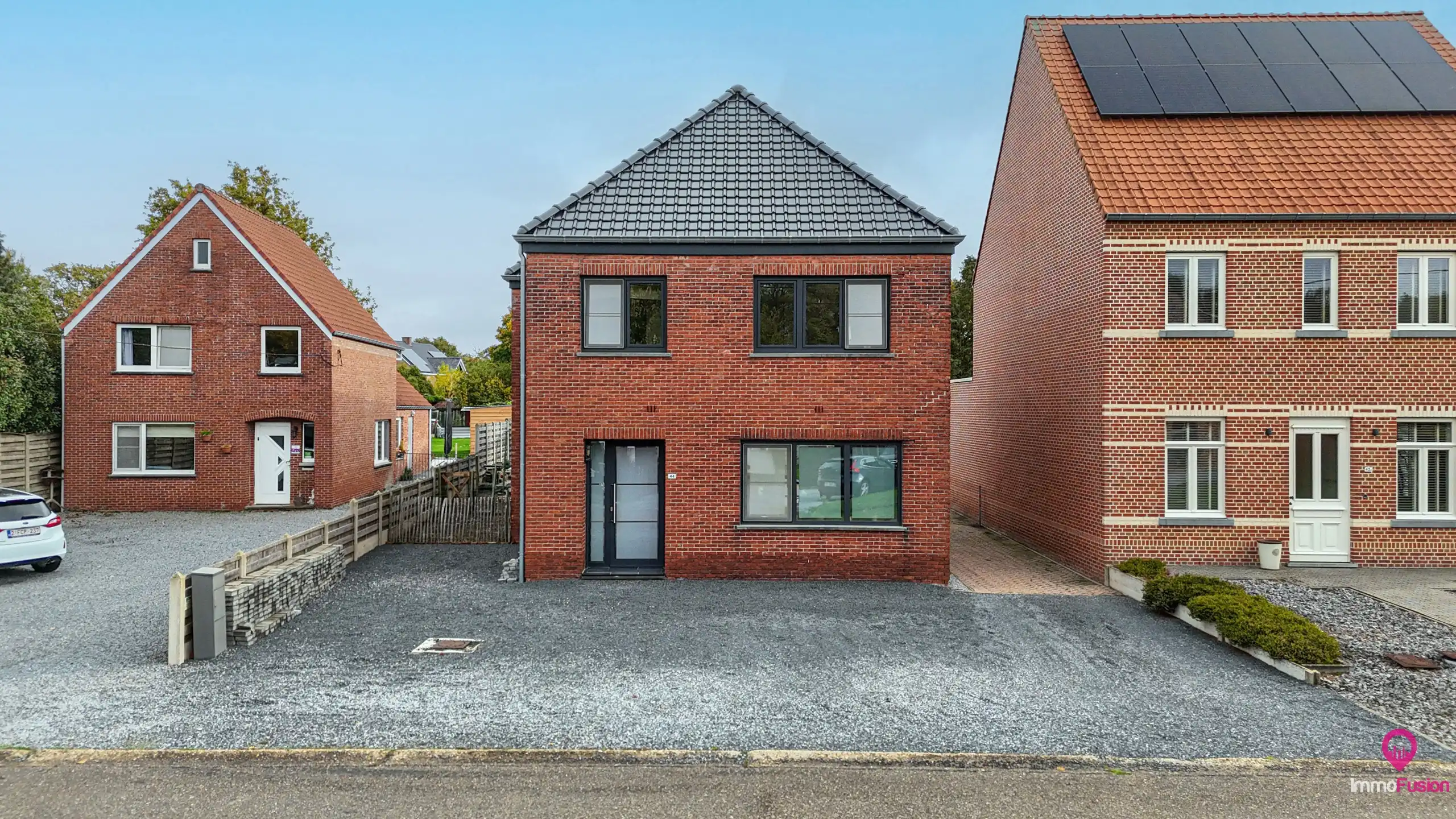 Gerenoveerde woning met veel ruimte en 6 slaapkamers! foto 44
