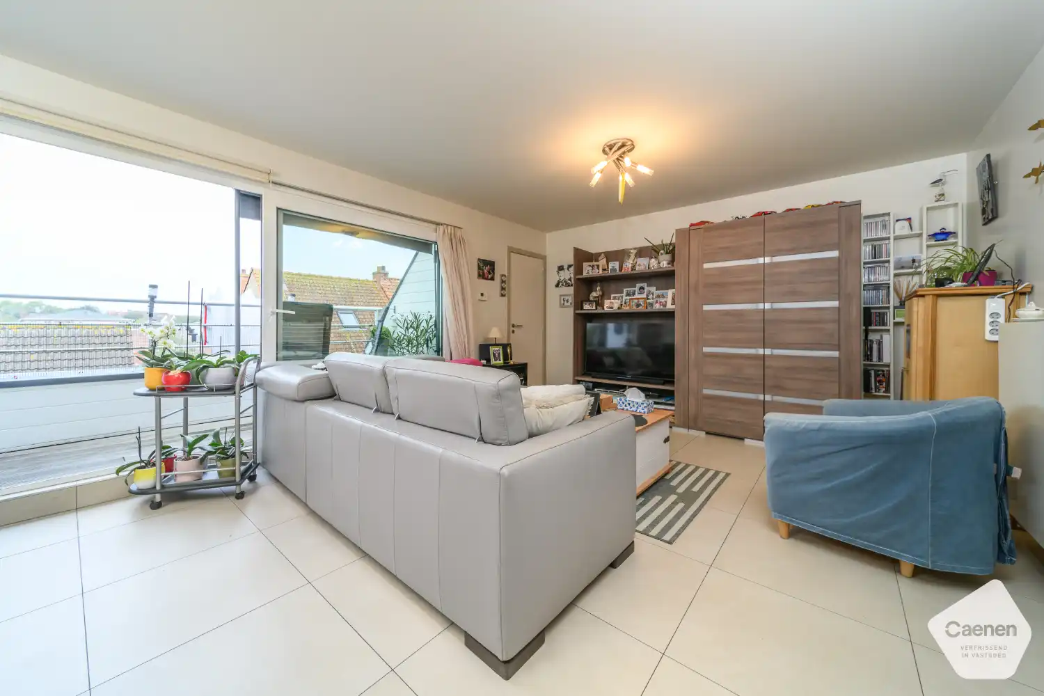Instapklaar appartement met 2 slaapkamers, 2 terrassen en staanplaats in hartje De Panne foto 3