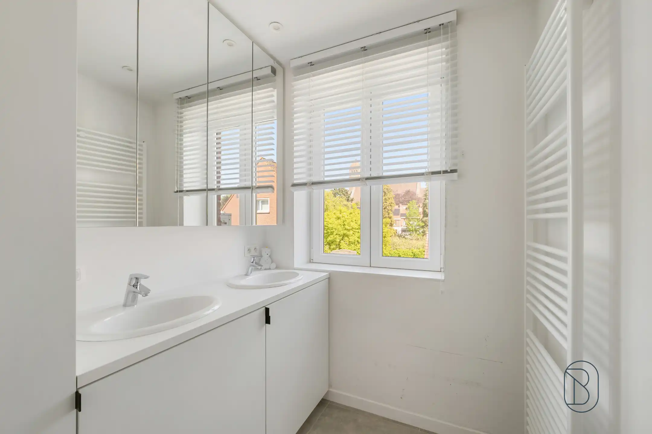 Instapklare, volledig gerenoveerde woning in het hart van Sint-Elisabeth! foto 18