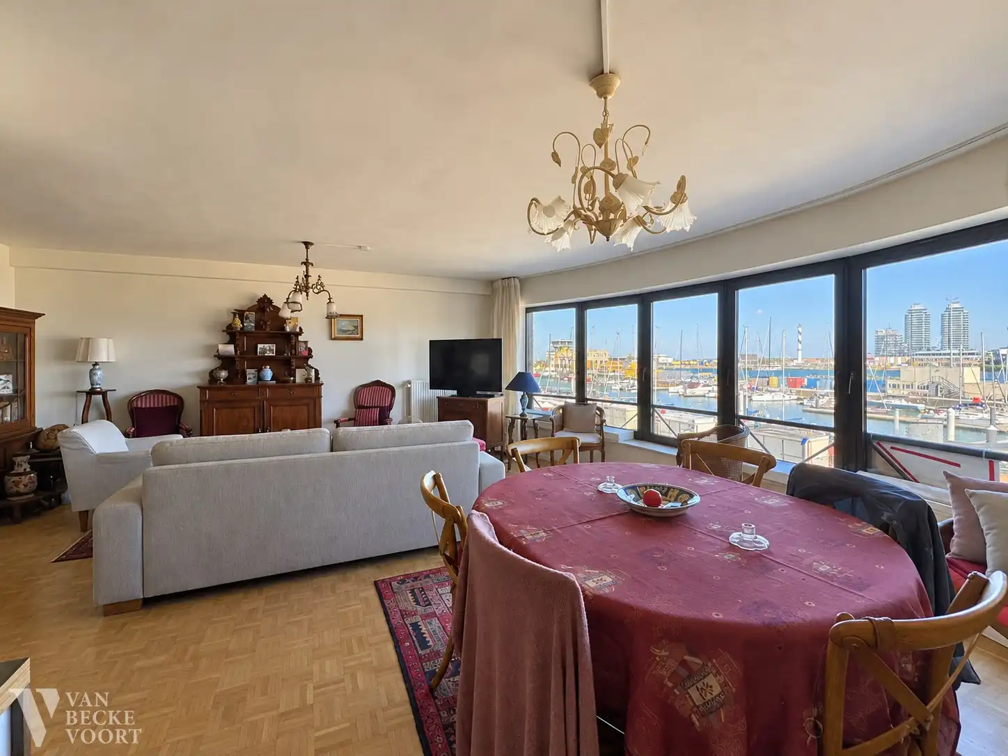 Appartement 73m² met uniek uitzicht over de Visserskaai foto 2