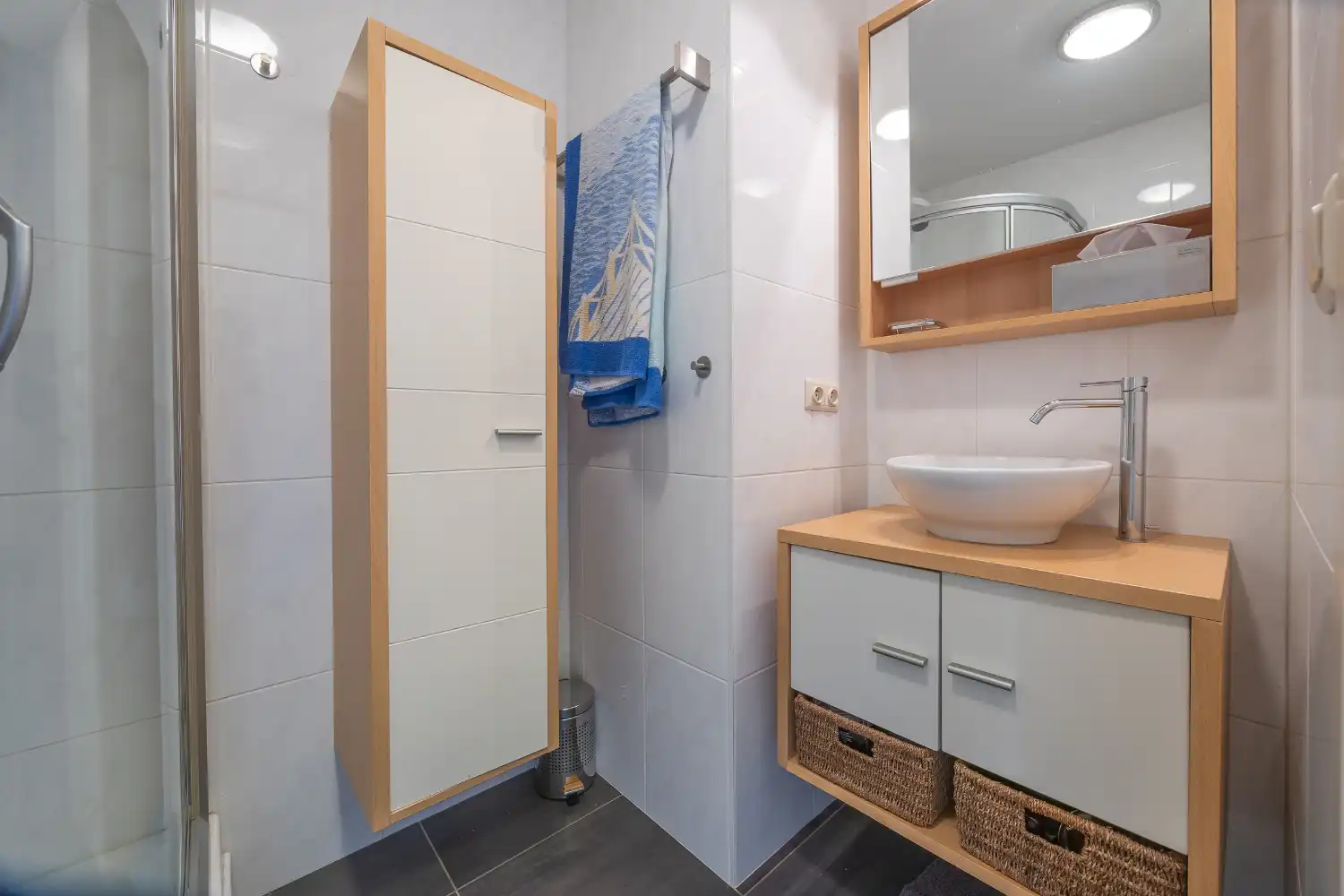 Penthouse op steenworp van het strand met panoramisch zicht foto 16