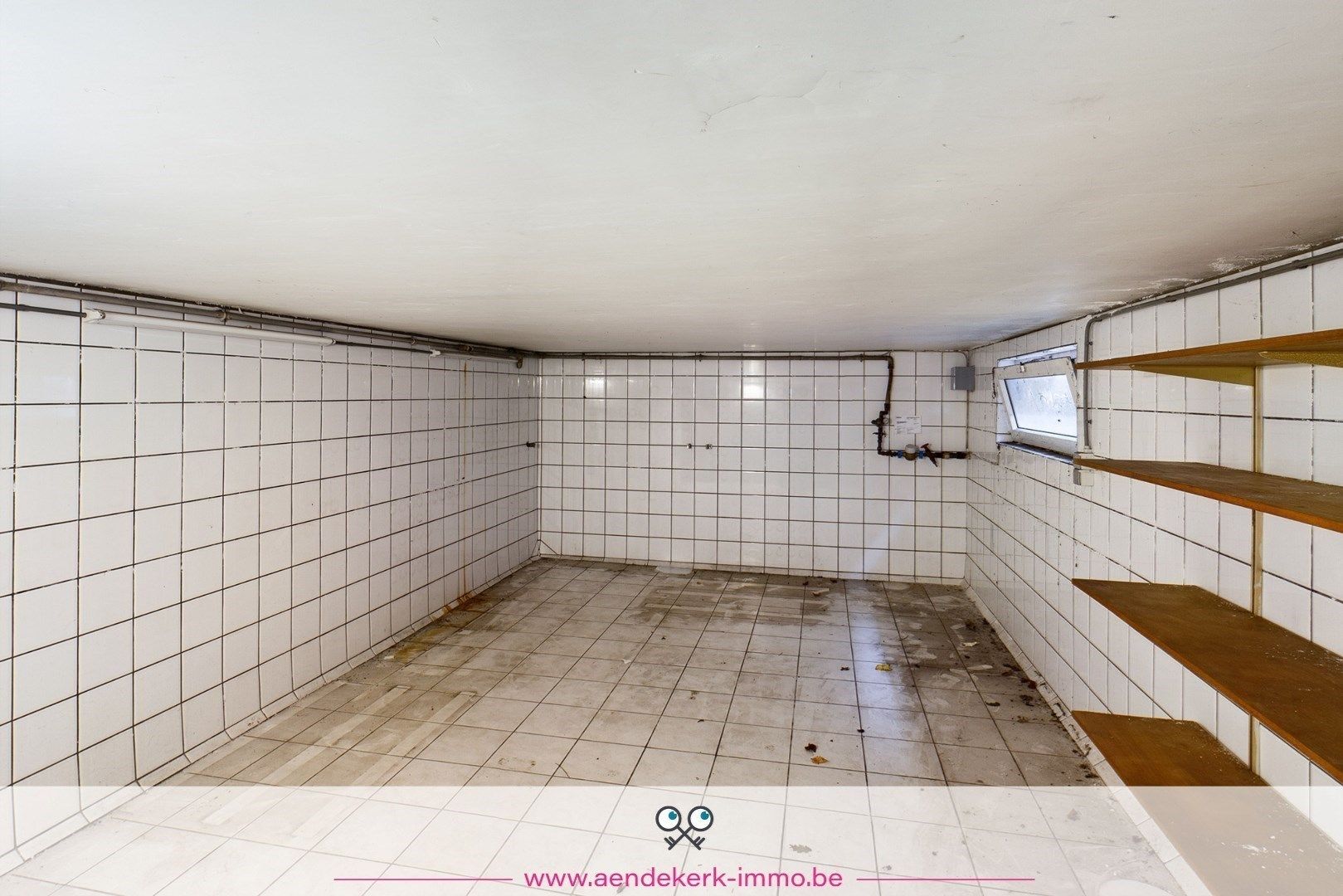 Ruime gezinswoning met handelsruimte in Kinrooi foto 26