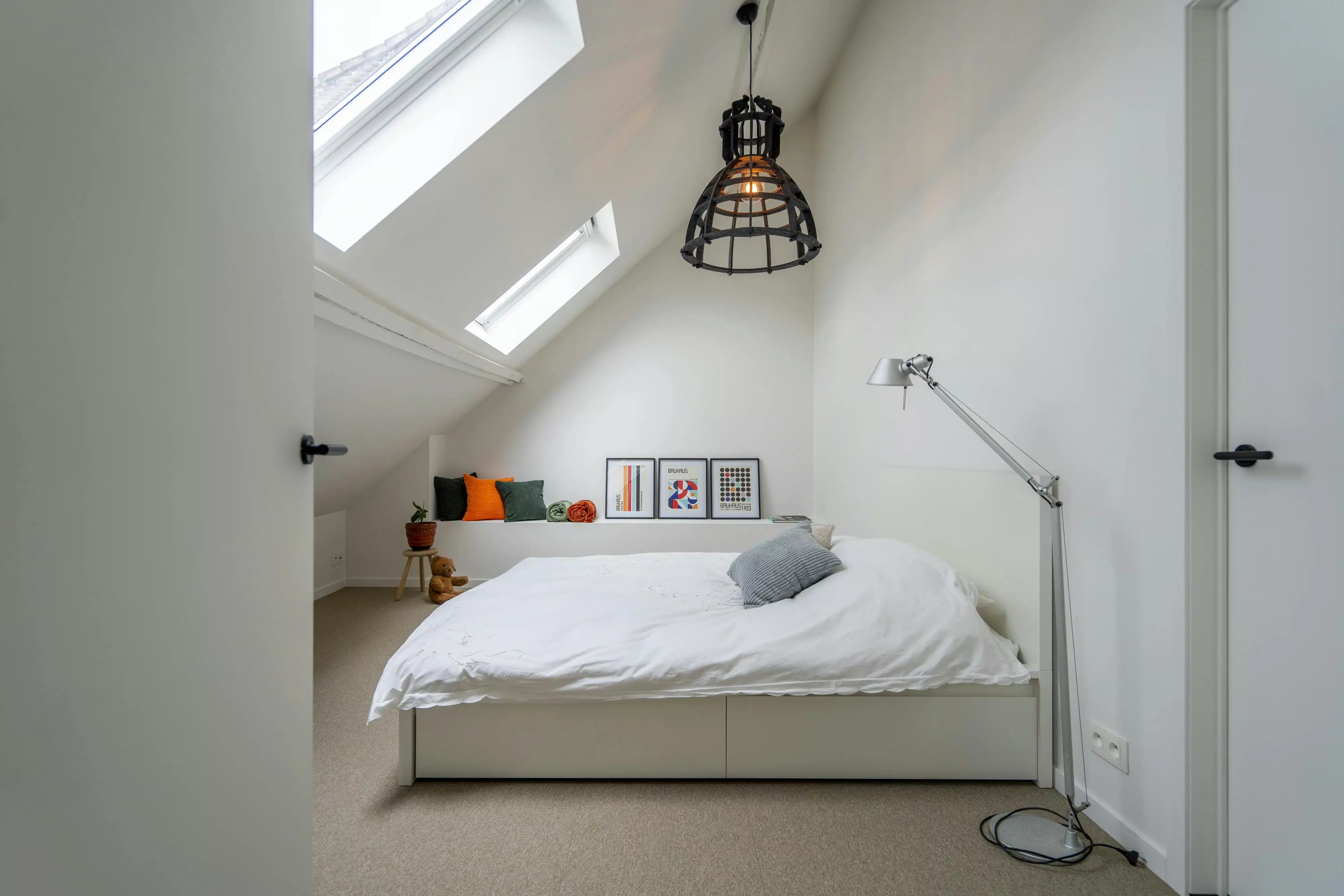 Prachtig gerenoveerde herenwoning te koop met uitweg  foto 11