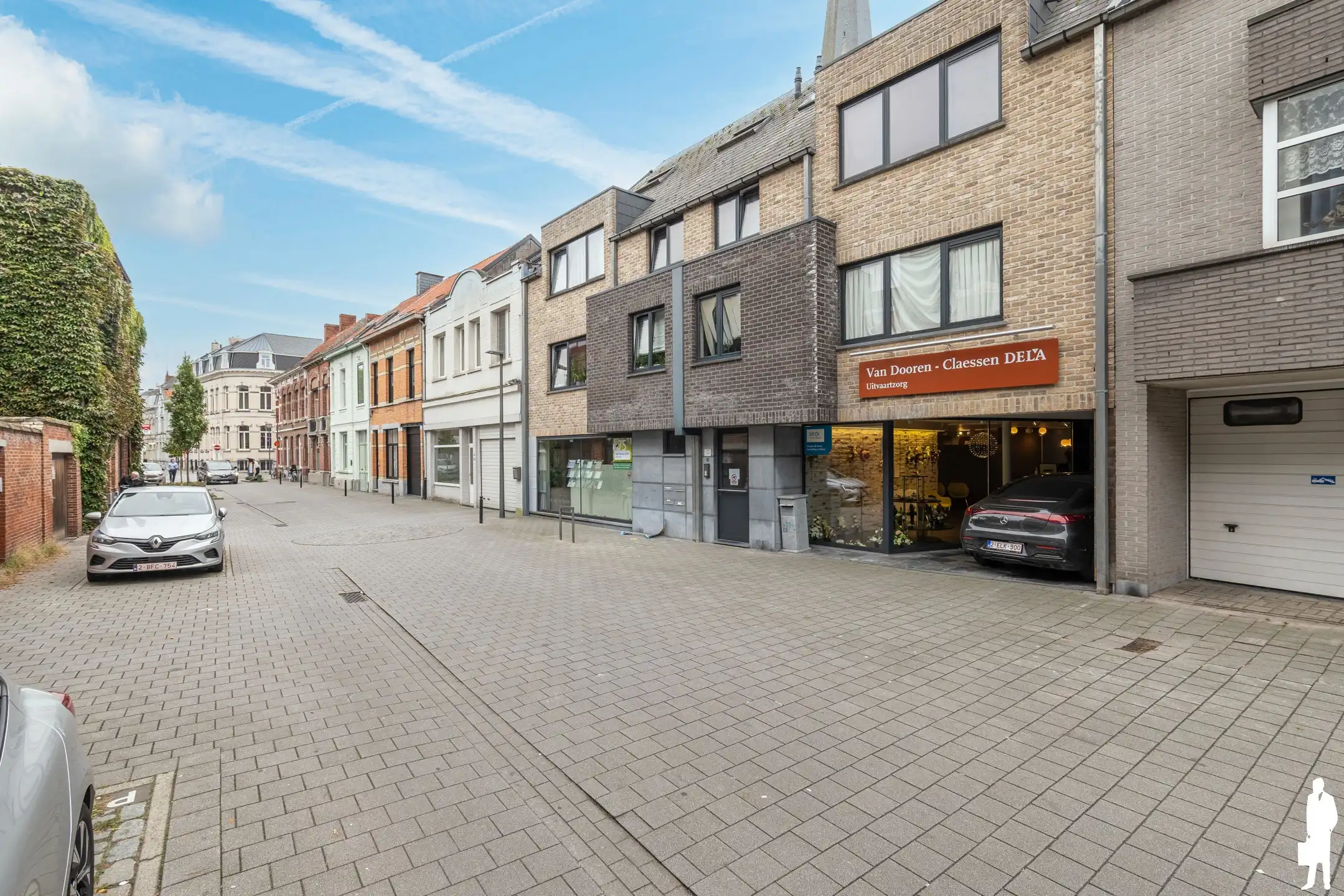 Centraal gelegen duplex (investerings)appartement met terras foto 2