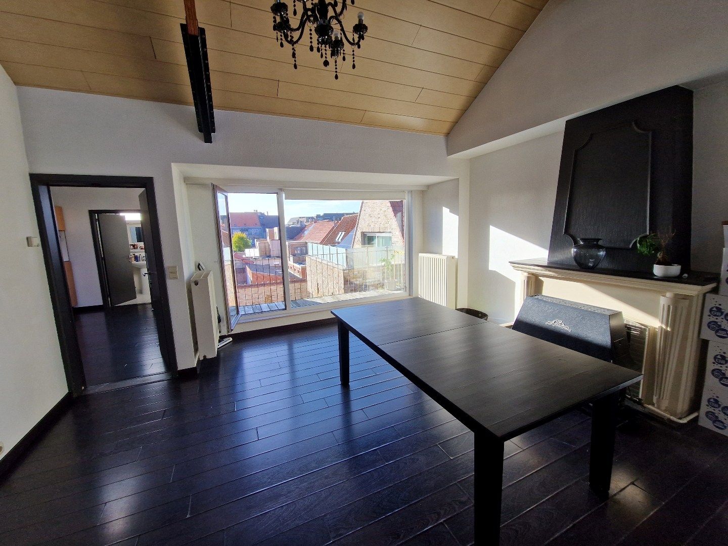 Opbrengsteigendom te koop in hartje Veurne – netto rendement 3,5% foto 10