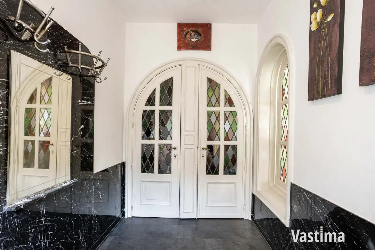 Instapklare stadswoning met 3 slaapkamers, 2 badkamers en tuin foto 2