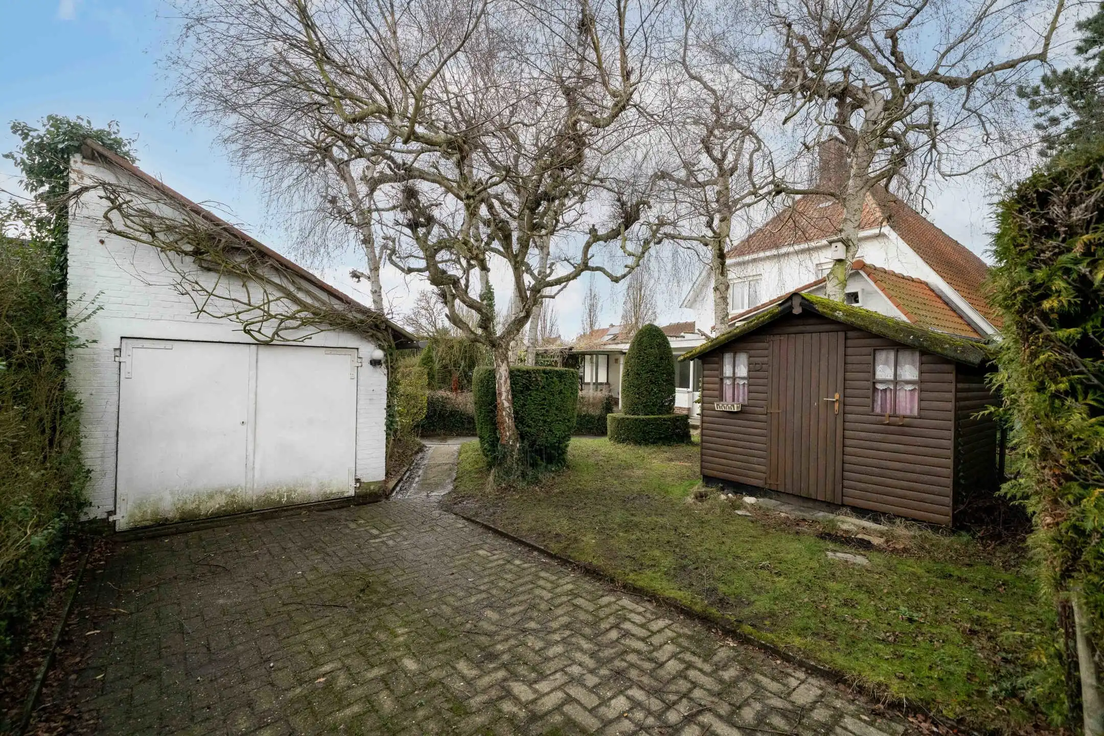 Woning op een ruim hoekperceel van 7a25ca in rustige woonwijk te Sint-Katelijne-Waver foto 10