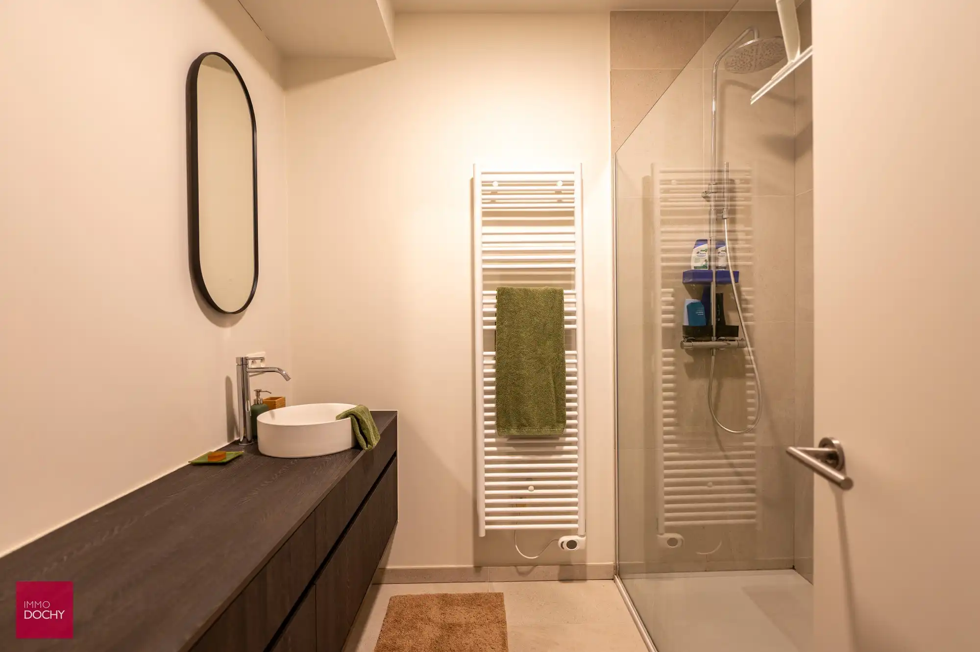 Prachtig afgewerkt appartement met ruim zonneterras centrum Waregem foto 23