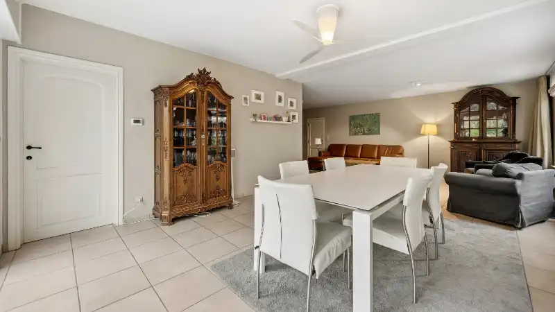 Zeer ruime villa van 432m² op 21 are vlakbij golf-en meerdomein foto 32