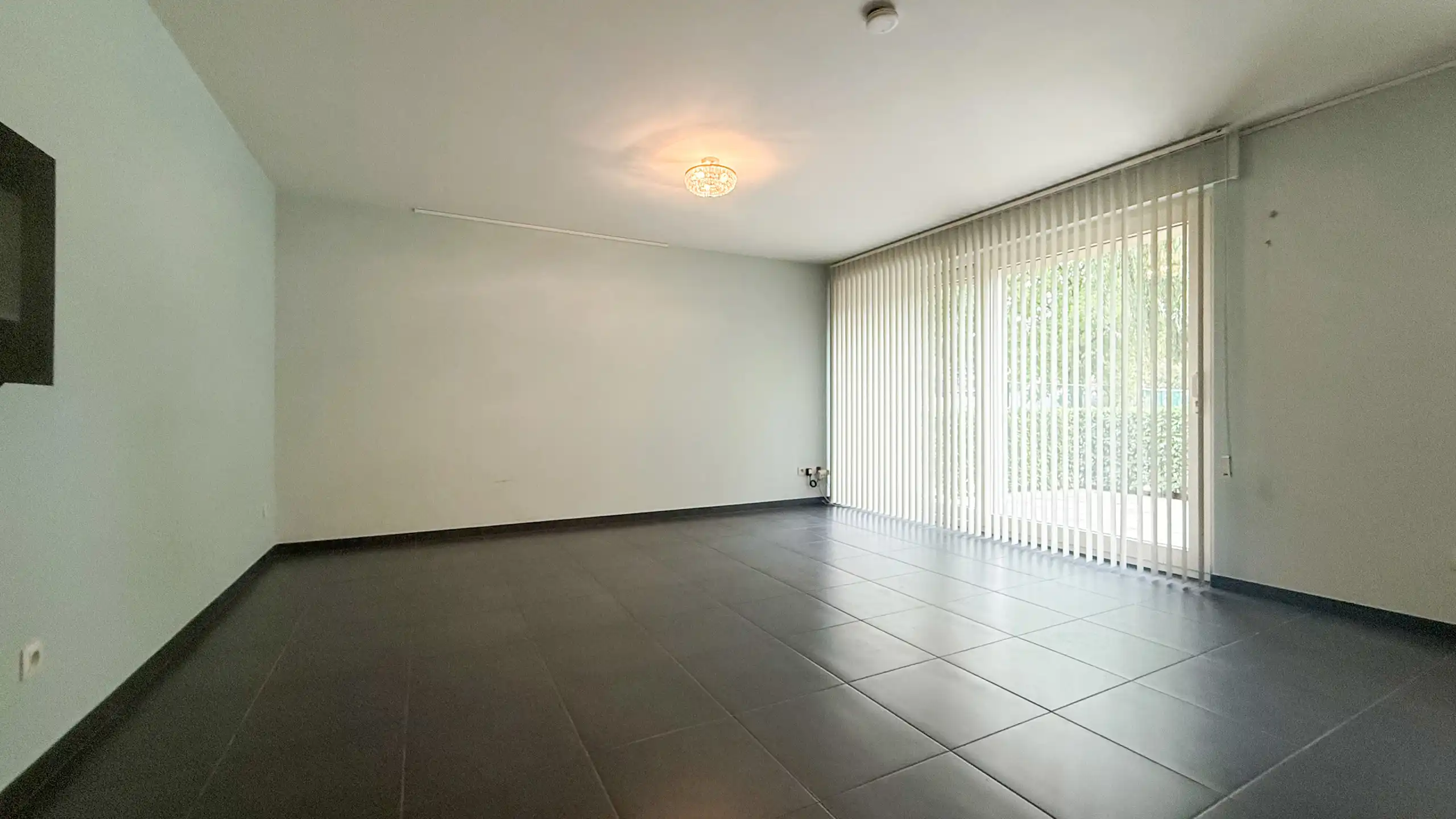 Veelzijdig investeringspand met 10 kamers, lift en kelder! foto 27
