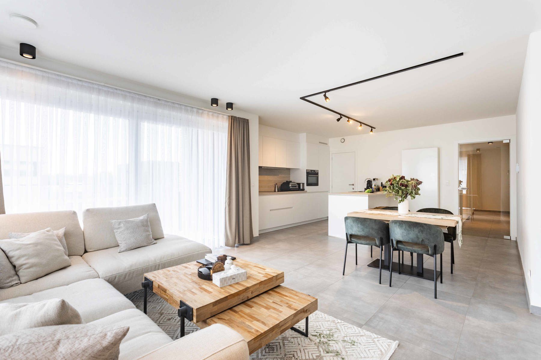 Comfortabel en Licht Appartement op toplocatie foto 13