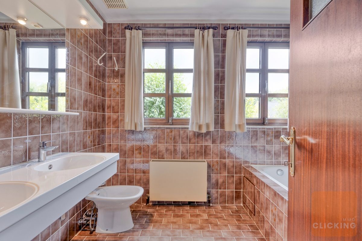 Charmante villa met tuin op toplocatie in Wemmel foto 11