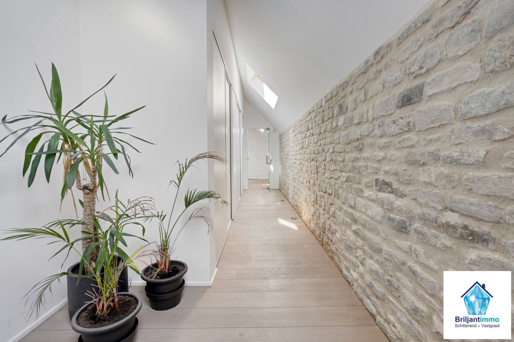 Luxe vastgoed te midden van het groen foto 24
