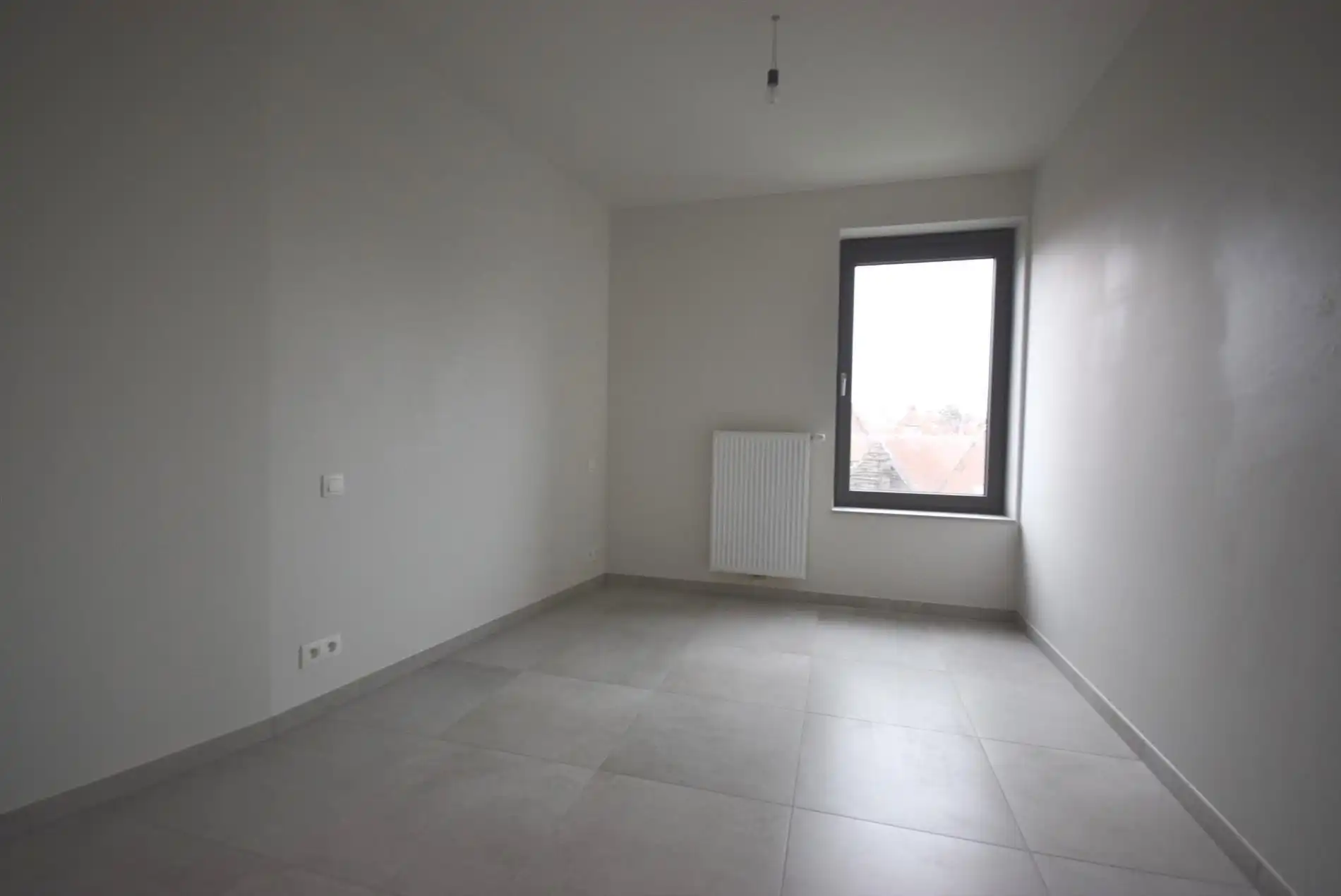 INSTAPKLAAR APPARTEMENT IN CENTRUM RUMBEKE foto 5