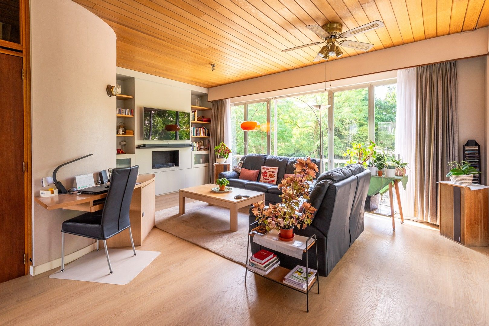 Prachtige HOB op het einde van een doodlopende straat in hart van het groene Linkeroever! foto 5