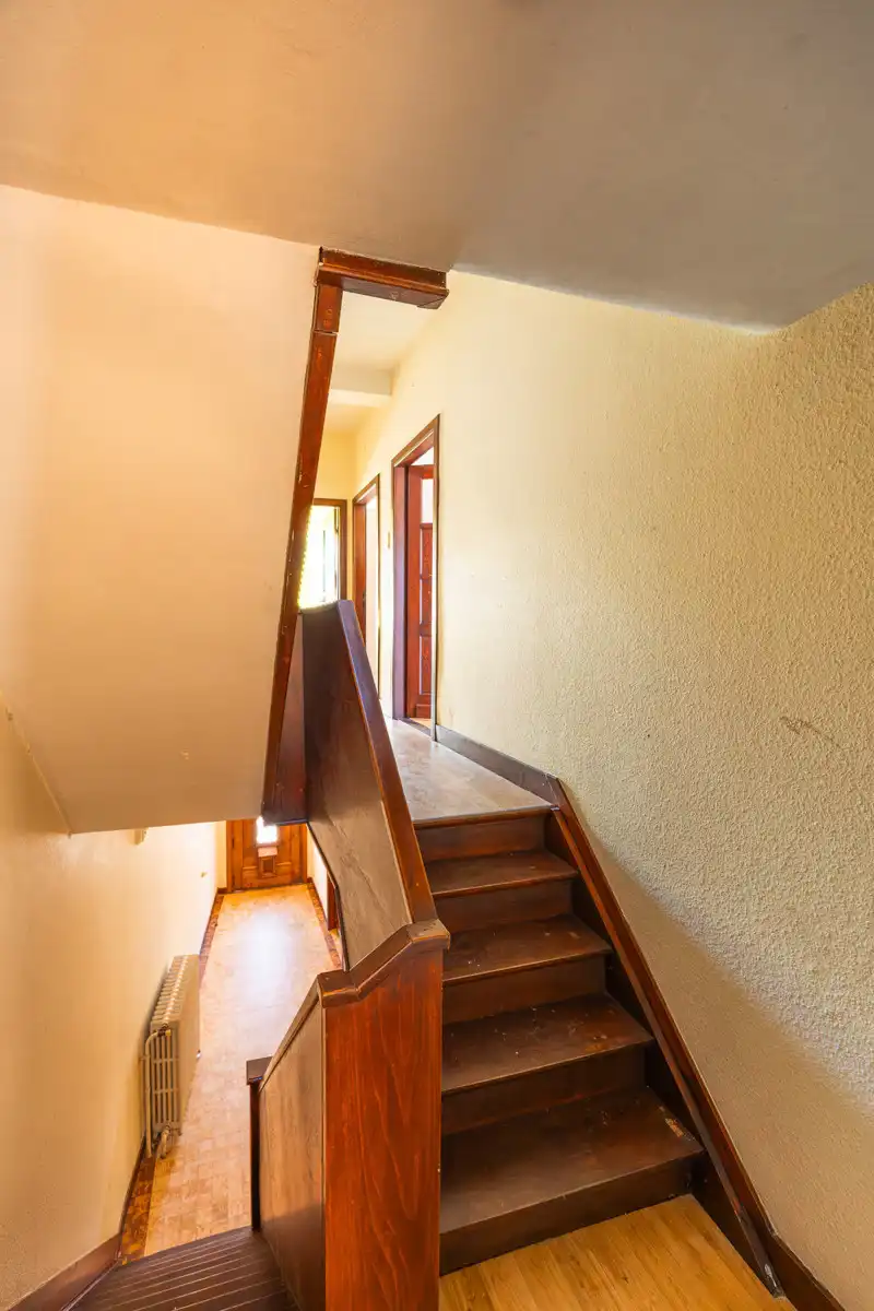 Ruime, karaktervolle renovatiewoning met centrale ligging foto 12