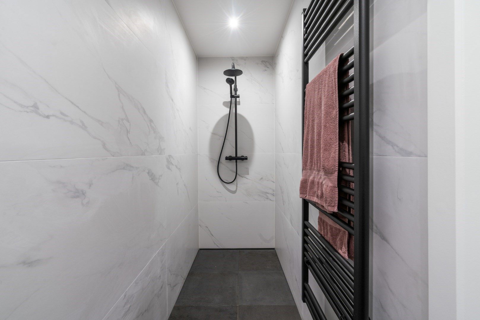 Penthouse met 4 slaapkamers en ruime terrassen foto 11