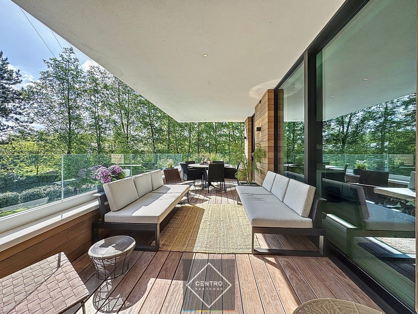 Exclusief & luxueus afgewerkt ("Obumex") VILLA-APPARTEMENT met prachtig TERRAS in een groene omgeving met ALLE PRIVACY! foto 19