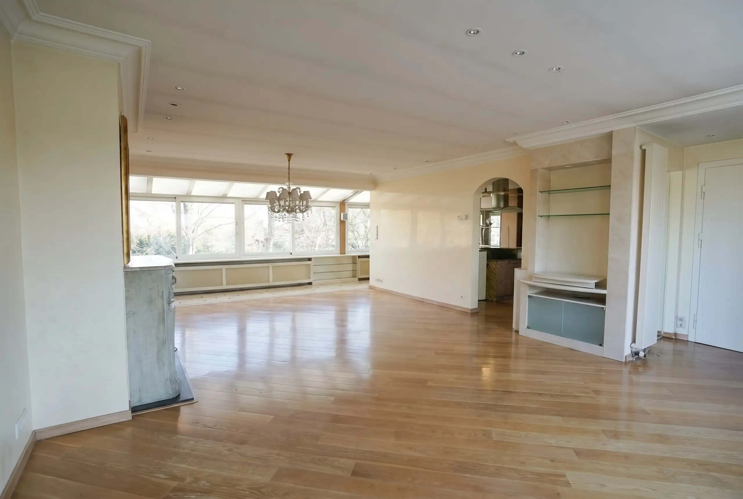 Elegant dakappartement met groot terras en garage! foto 9