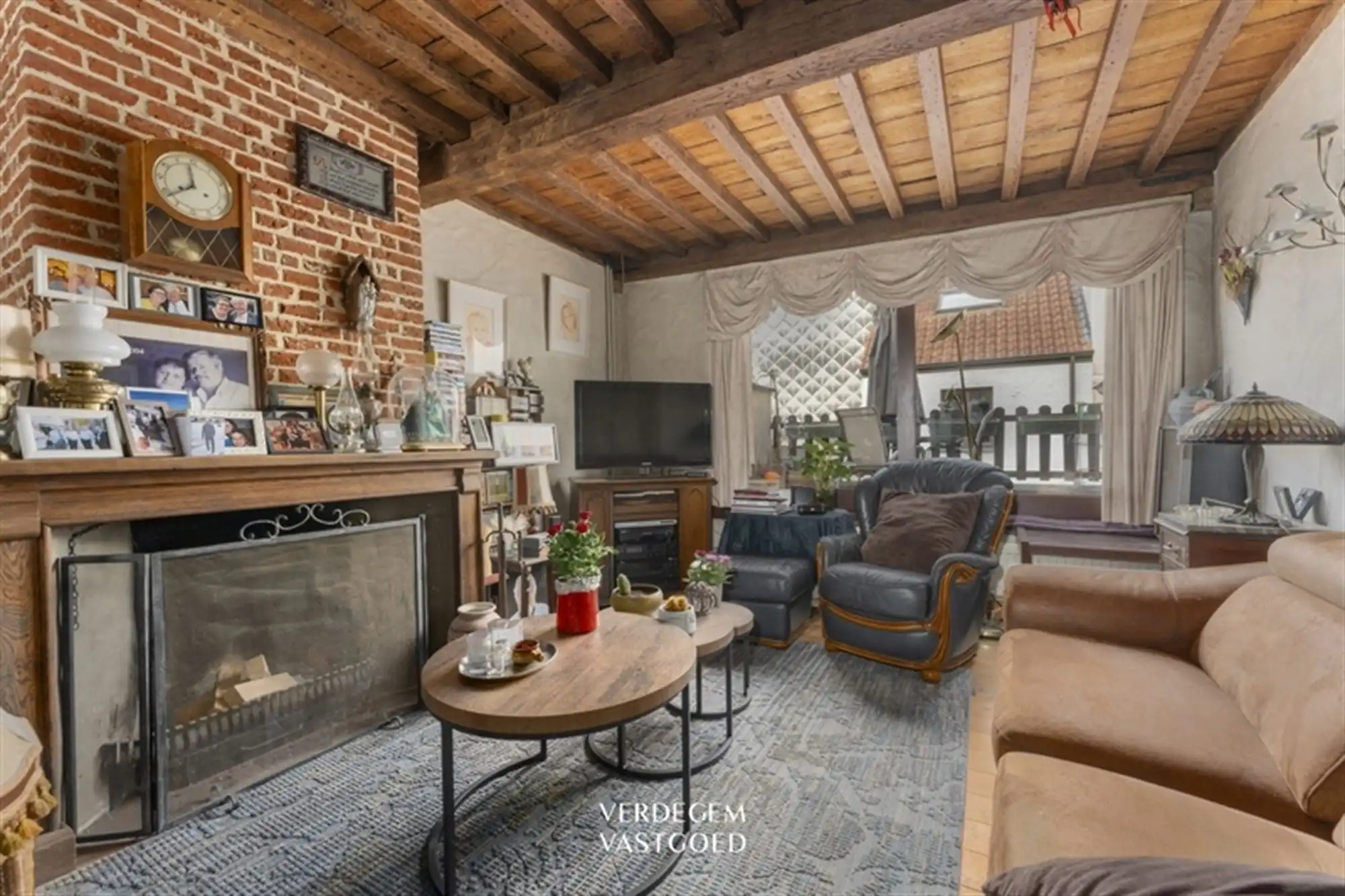 Iconisch café in hartje Gent, vrij van brouwer, met woongedeelte en erkend b&b foto 21