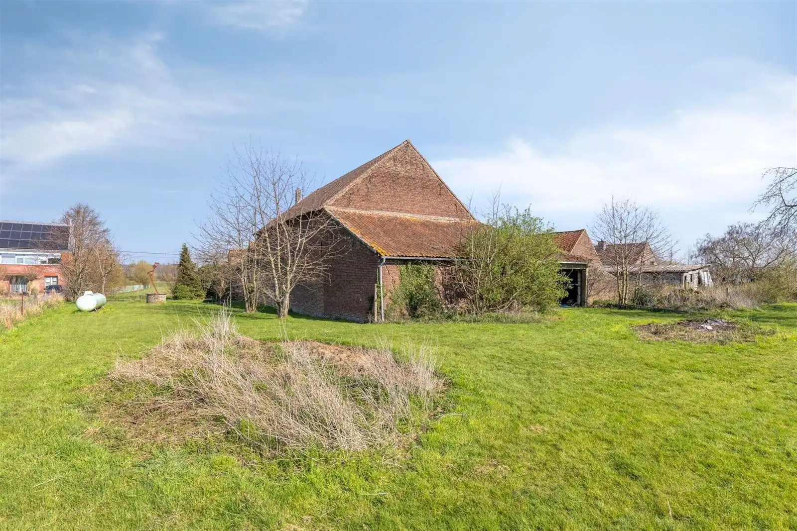 Uitzonderlijke eigendom van kunstenaar dichter  foto 8
