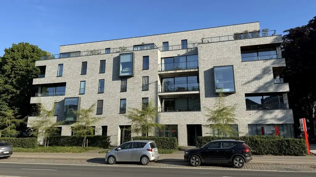 Kantoor te koop Kortrijksesteenweg 1008 -/001 - 9000 Gent