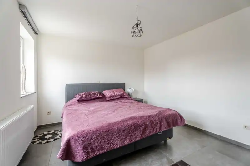 Energiezuinige halfopen woning met 3 slaapkamers. foto 28