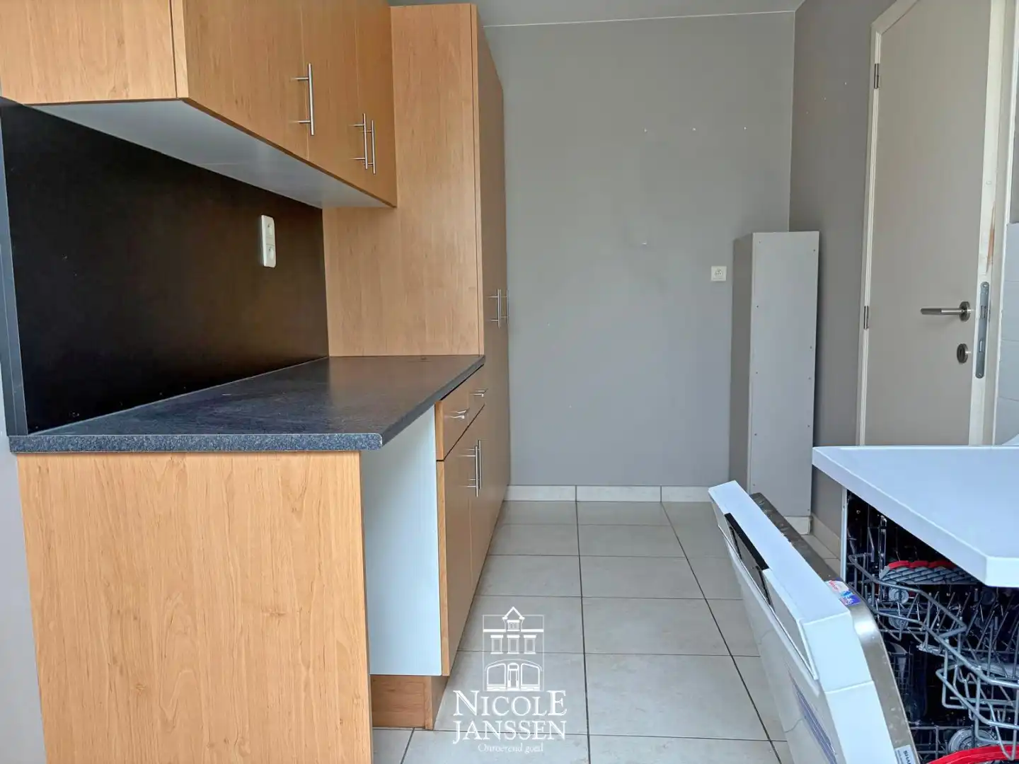 Halfvrijstaande woning  foto 8