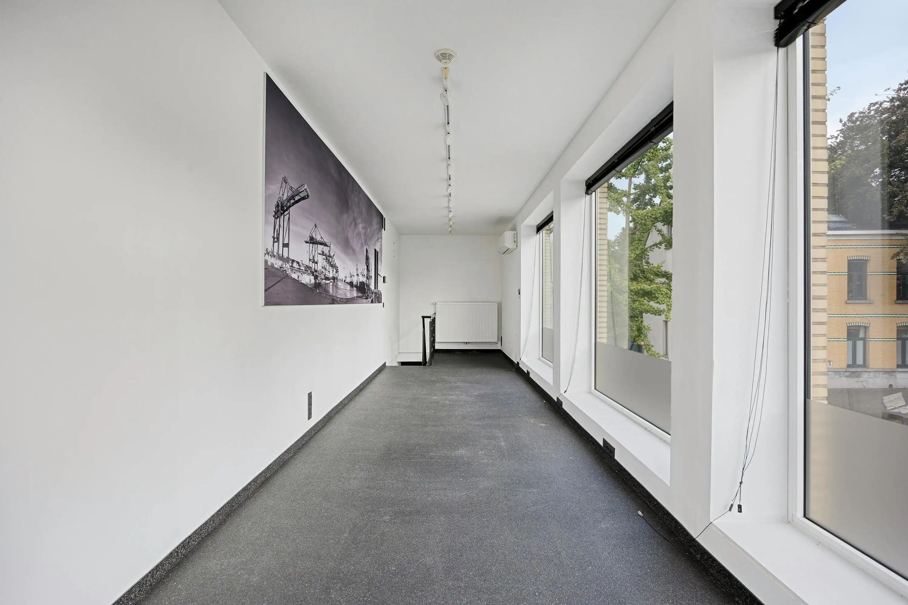Veelzijdig eigendom met ruime woning, handelspand en magazijn foto 38