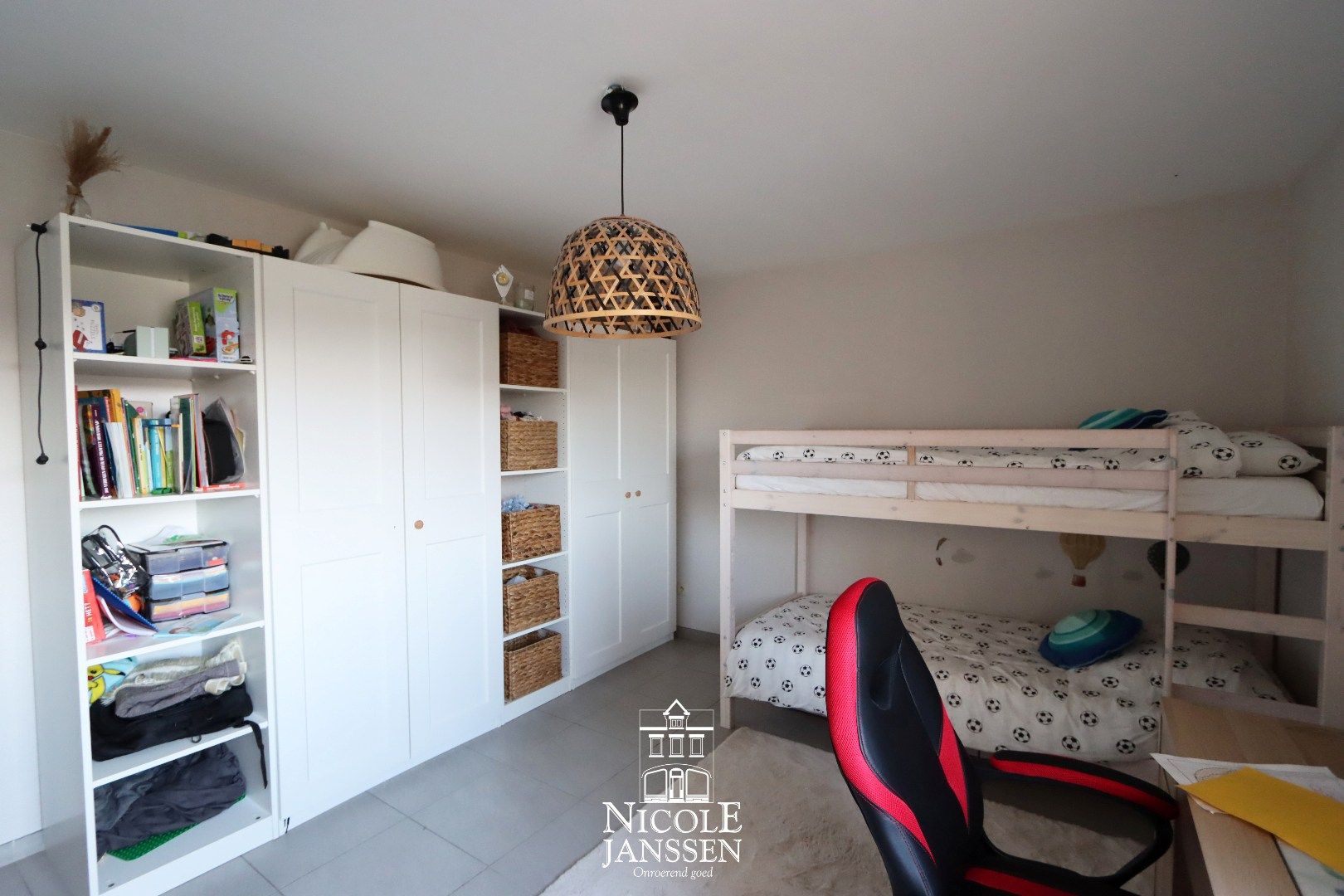 Halfvrijstaande nieuwbouwwoning met drie slaapkamers en carport foto 8