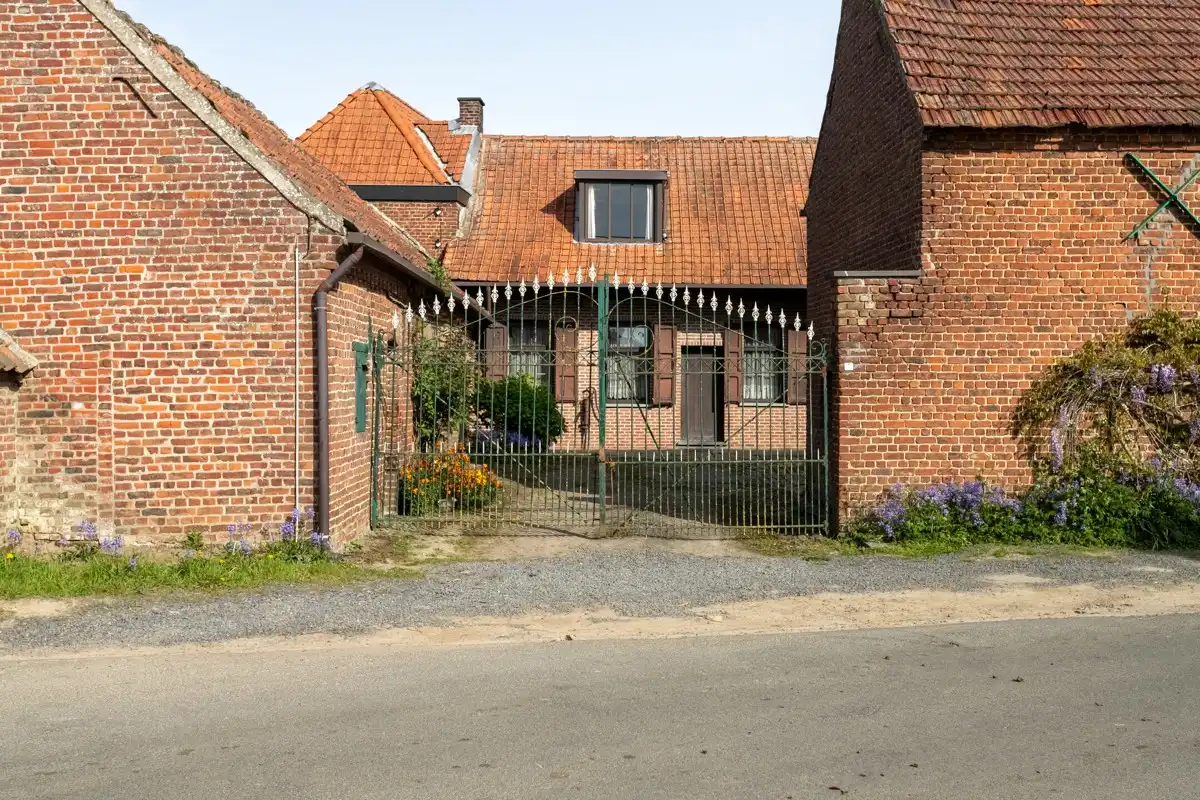 Hoeve nabij natuurgebied ’t Burreken (Brakel)! foto 3