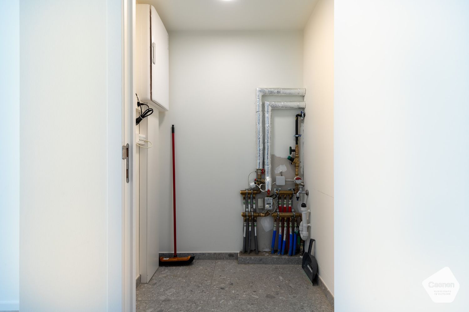Luxueus afgewerkt assistentieflat op gunstig ligging te Oostduinkerke! foto 9
