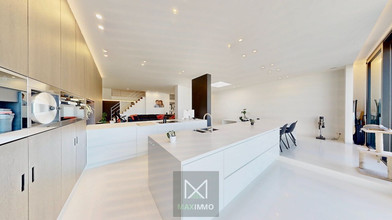 🏡 THE ONE & ONLY – Architecturale parel in hartje Lauwe! foto 8