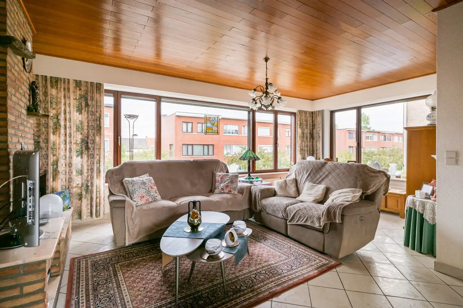 Halfopen bel-etagewoning met 3 slaapkamers, garage en zuidoostgerichte tuin foto 3