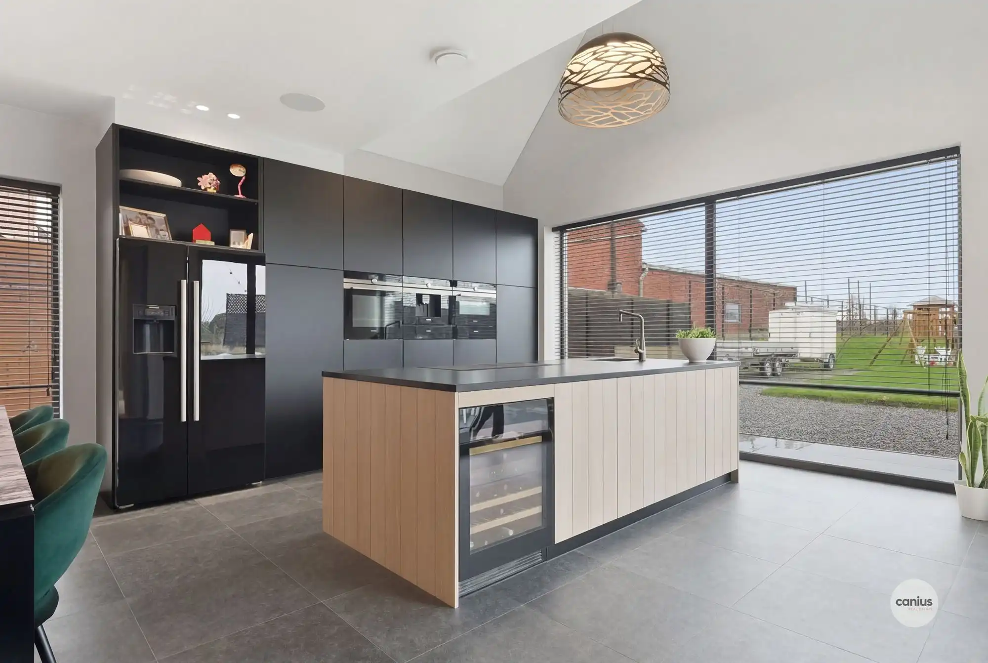 UITZONDERLIJKE WONING MET ZWEMBAD – MOGELIJKHEID ZELFSTANDIG BEROEP foto 3