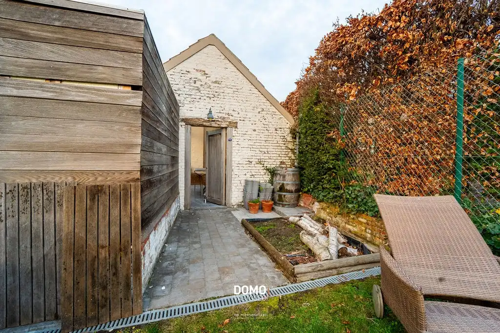 Verrassend ruime woning met karakter te Kuringen. foto 16