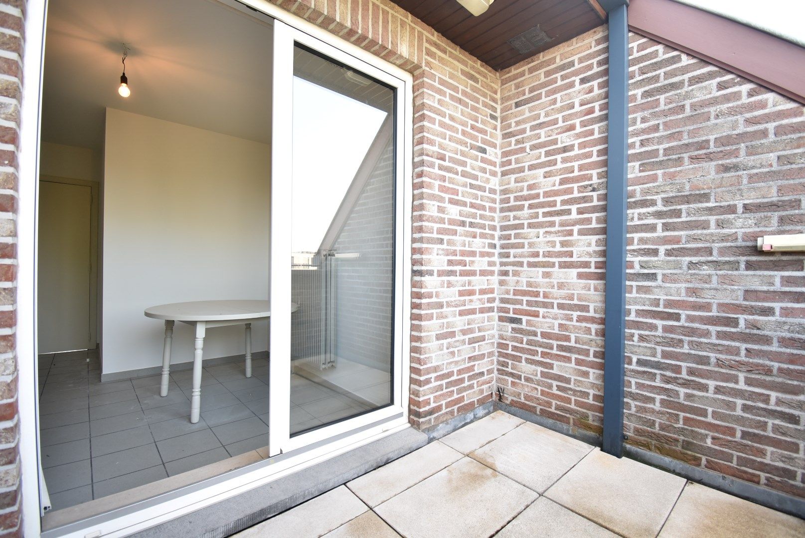 Gezellig duplex-appartementje met 1 slaapkamer nabij centrum van Bilzen foto 10