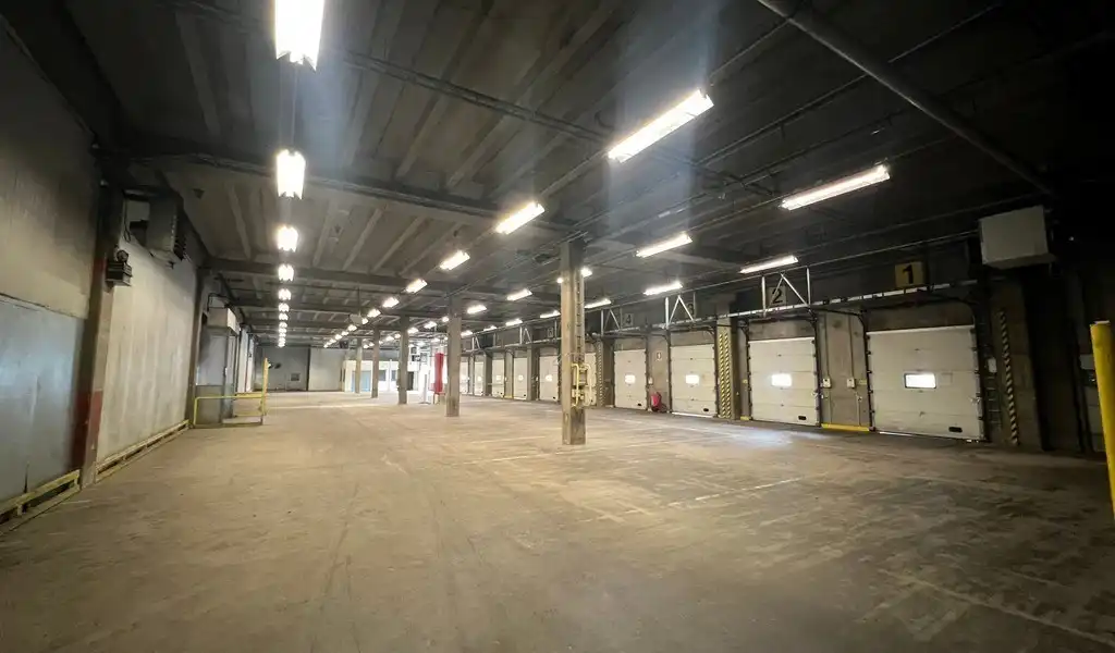 Logistiek bedrijfspand te huur op Vynckier site Gent foto 5