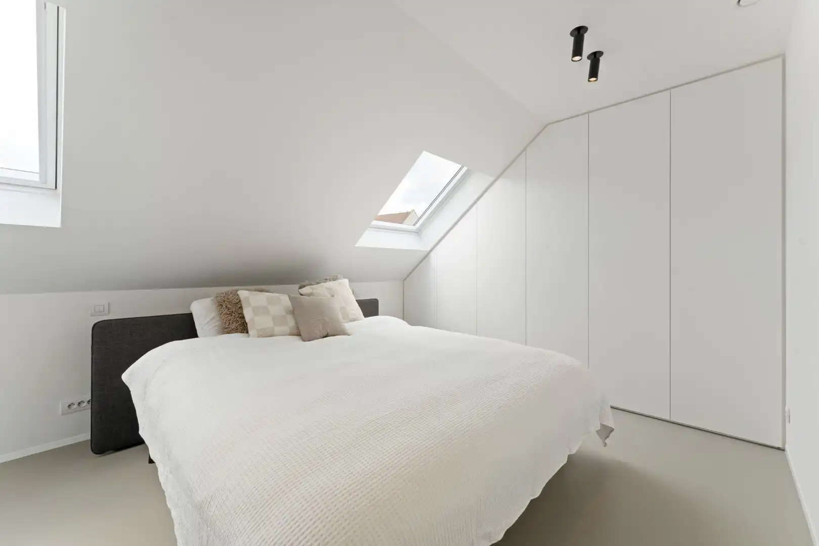 Luxueus afgewerkte penthouse te huur in het hart van Brugge! foto 14