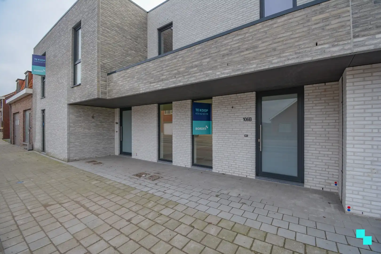 Volledig afgewerkte nieuwbouwwoning met carport te Sleihage foto 31
