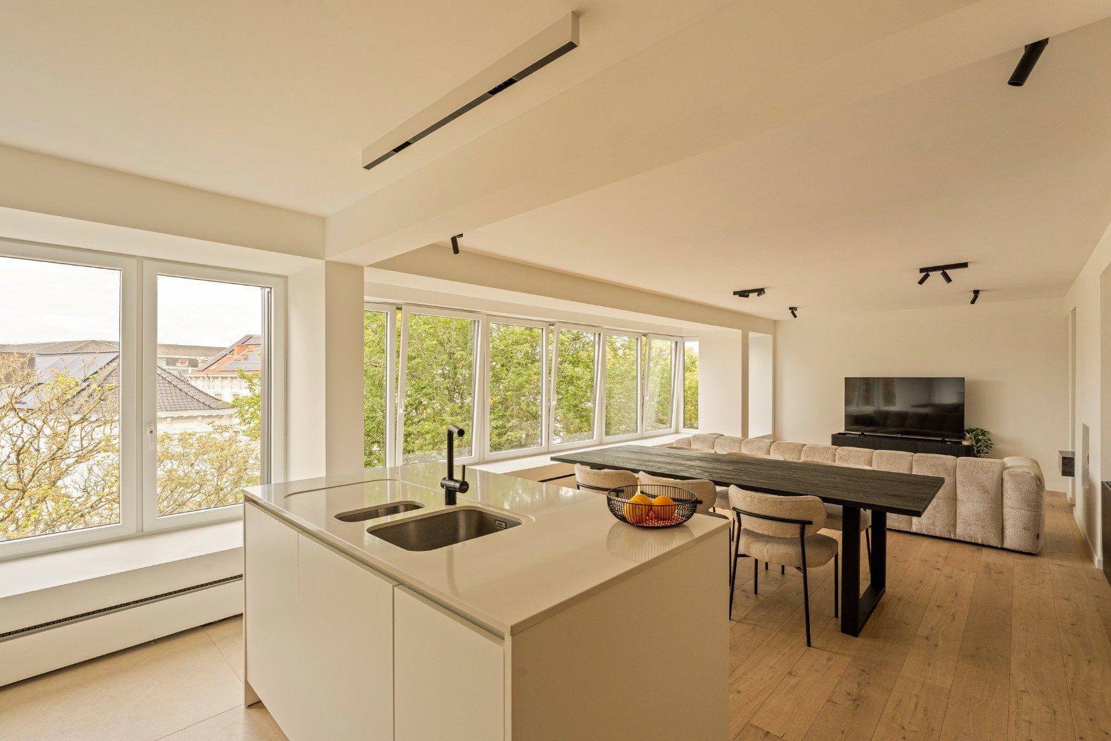 instapklaar luxe 3-slaapkamerappartement met groen uitzicht en autostaanplaats foto 4