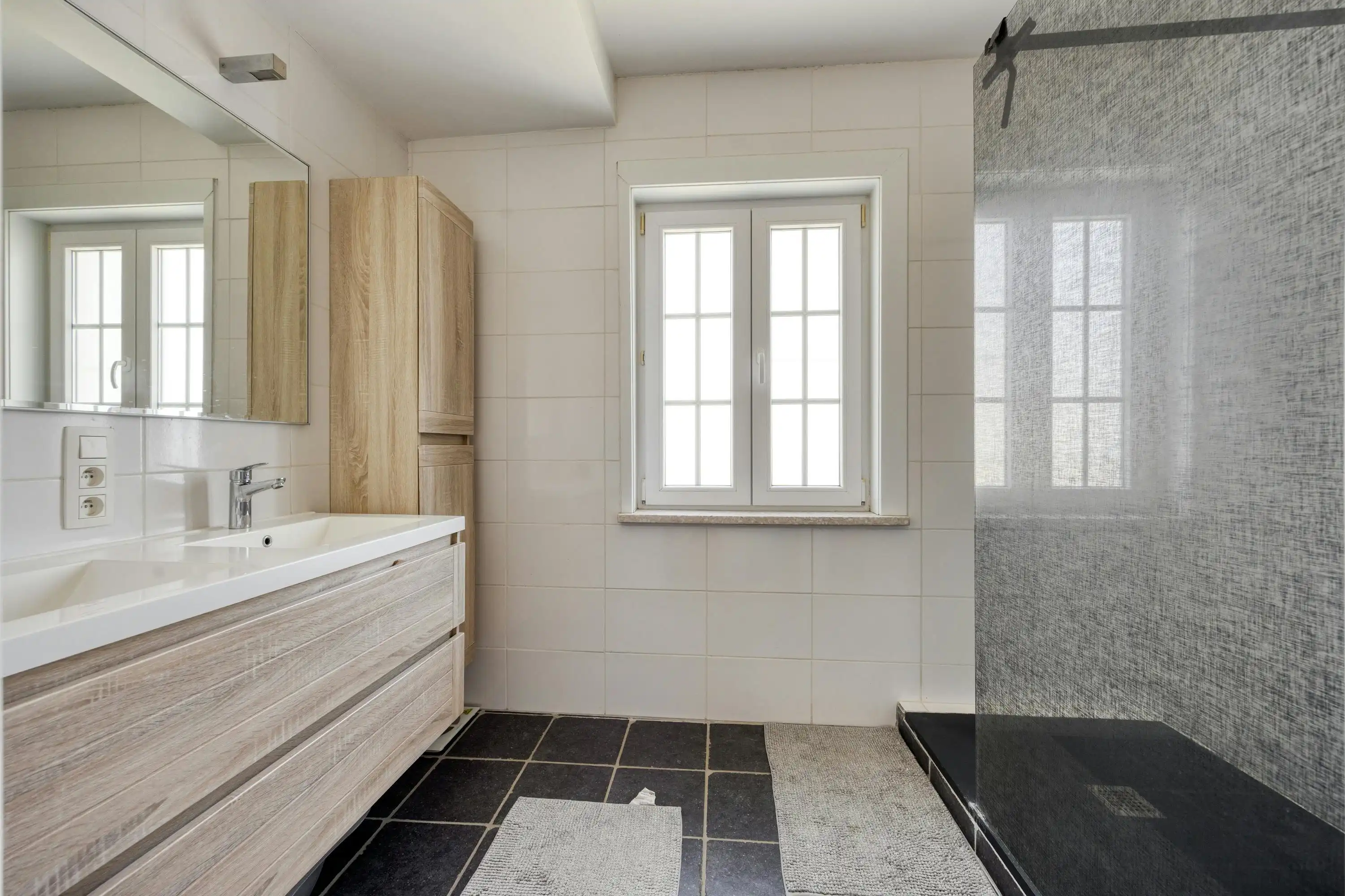 instapklaar halfopen huis te koop in halle foto 11